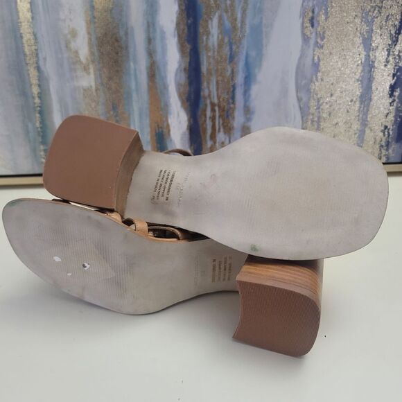 Tan Gladiator Sandals with High Straps - Picture 5 of 10